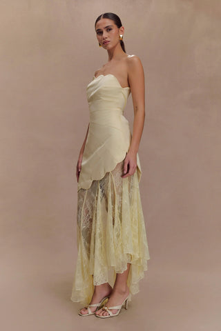 The Citron Petal Asymmetric
