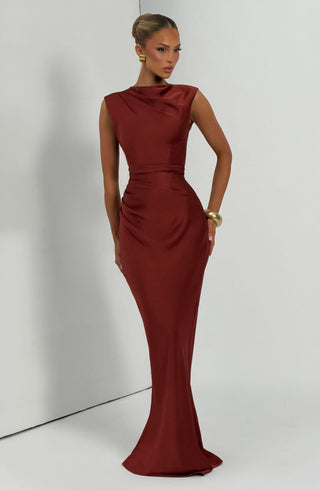 M.T Avielle Maxi Dress Textured Satin Deep Rust
