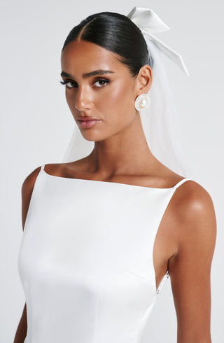 R.F Sposa Hair Bow Structured Satin Tulle Veil Ivory